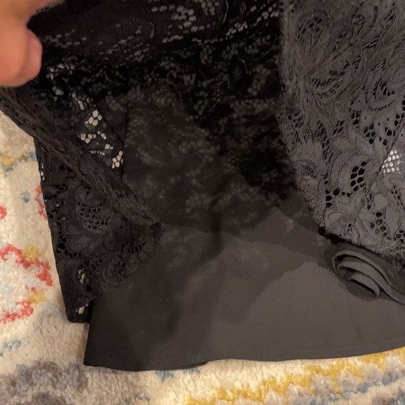 Brand new lace long sleeve express top - Picture 4 of 5
